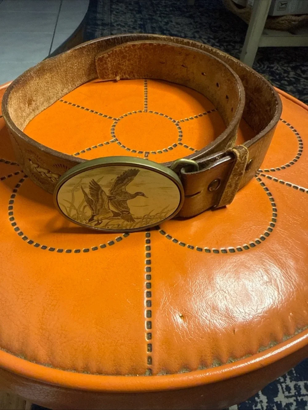 1981 Barlow Belt Ducks Buckle W Tooled Leather‎ Belt Sz36